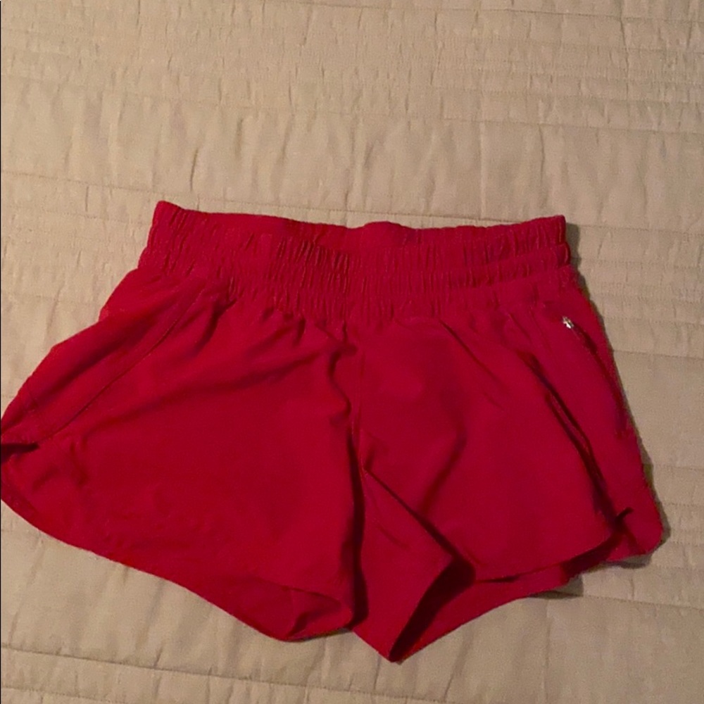 Lululemon tracker V shorts